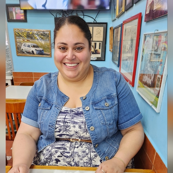 Meet your Posher, Giselle - Picture 5 of 10